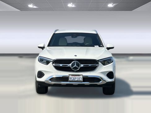 Used 2023 Mercedes-Benz GLC 300 image 5