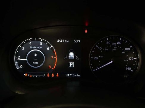 Used 2023 Nissan Kicks SR w/ SR Premium Package FWD image 39