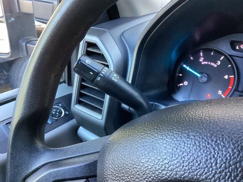 Used 2022 Ford F250 XL w/ Power Equipment Group image 44