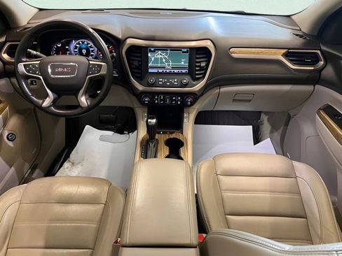 Used 2017 GMC Acadia Denali w/ Technology Package AWD/4WD image 22