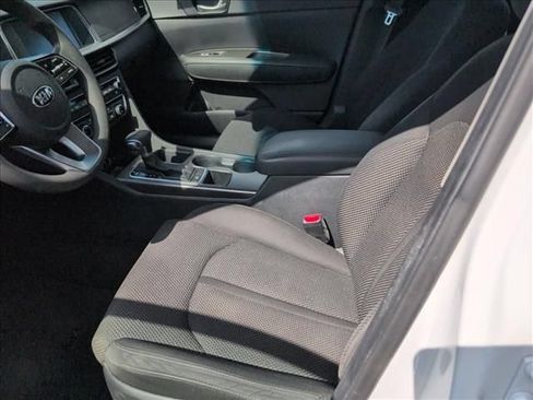 Used 2019 Kia Optima LX FWD image 5