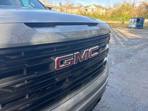 Used 2024 GMC Sierra 1500 Elevation w/ Elevation Premium Package image 18