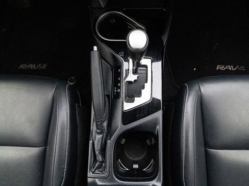 Used 2018 Toyota RAV4 Limited w/ Carpet Mat Package image 3