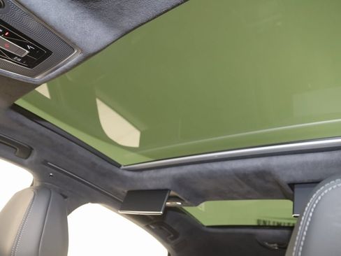 Used 2025 Audi S8 image 12