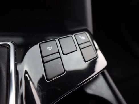 Used 2023 Kia Sportage EX image 32