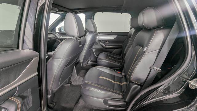 Used 2024 MAZDA CX-90 Plug-In Hybrid w/ Premium Plus AWD/4WD image 17