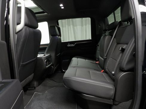 Used 2025 GMC Sierra 2500 Denali w/ Denali Reserve Package image 10