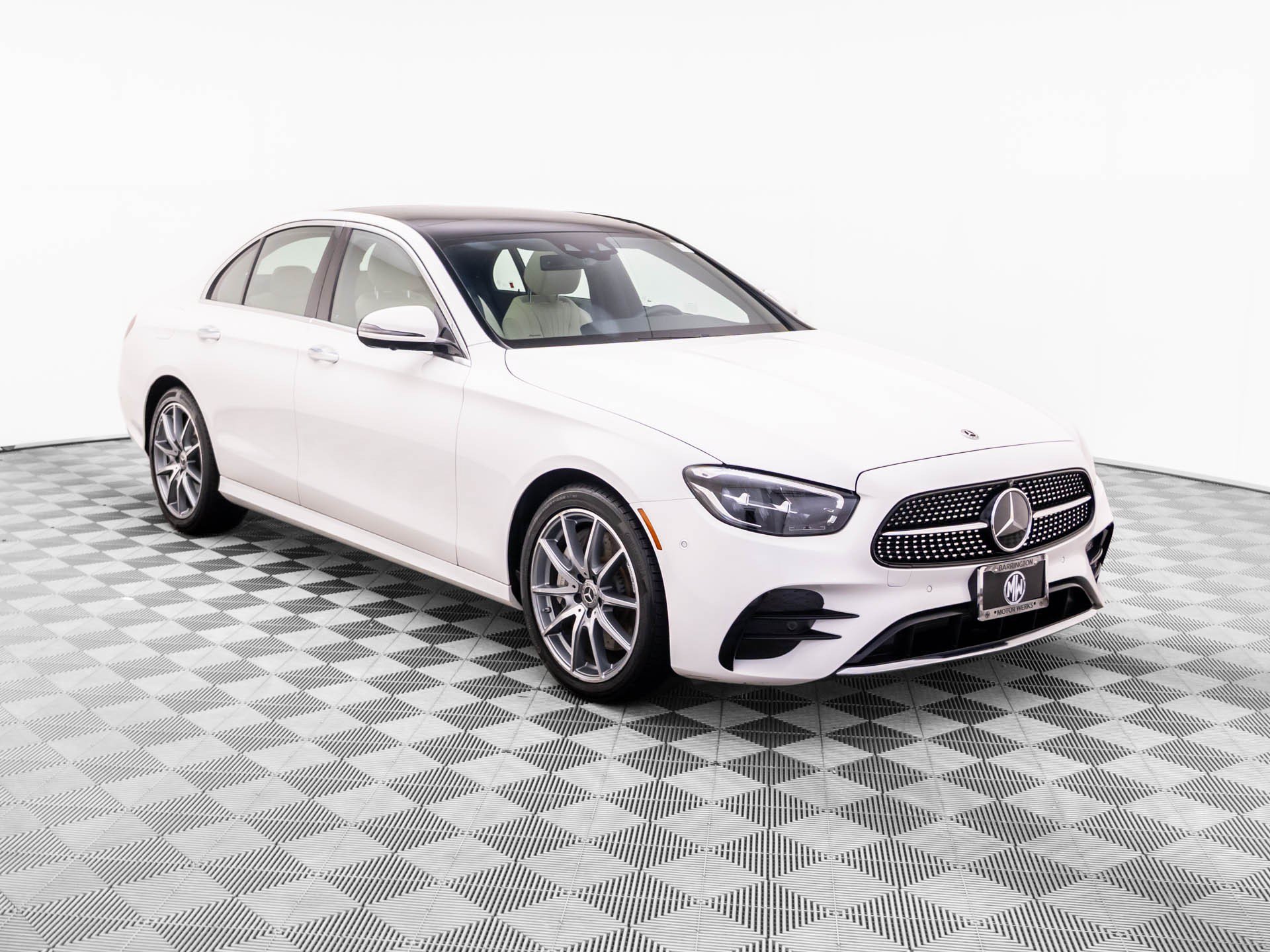 Certified 2022 Mercedes-Benz E 450 4MATIC Sedan image 7