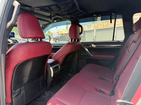 Used 2021 Lexus GX 460 Premium w/ Premium Package AWD/4WD image 14