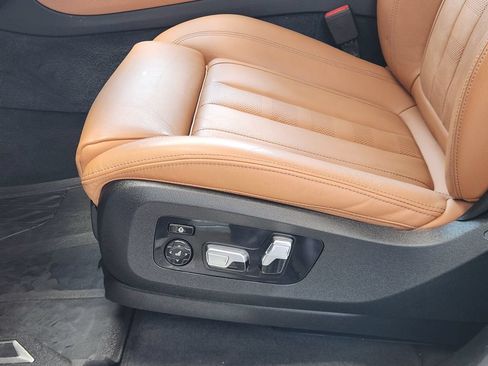 Used 2022 BMW X5 xDrive40i w/ M Sport Package AWD/4WD image 24