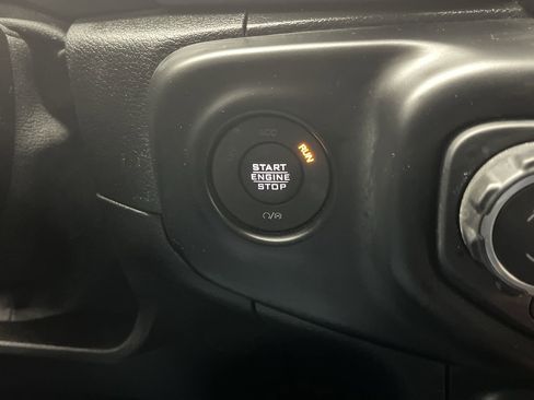 Used 2021 Jeep Gladiator Mojave image 19