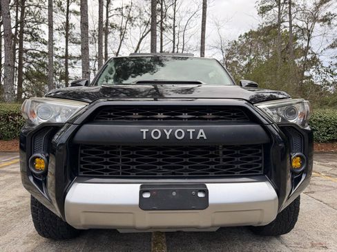 Used 2018 Toyota 4Runner TRD Off-Road image 12