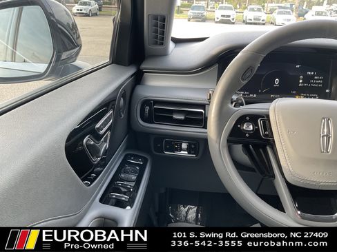 Used 2021 Lincoln Aviator Reserve w/ Elements Package Plus RWD image 23