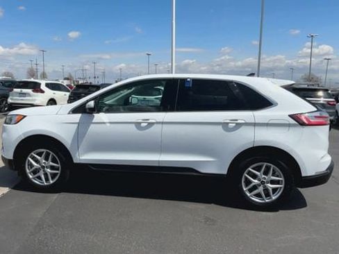 Used 2023 Ford Edge SEL image 5