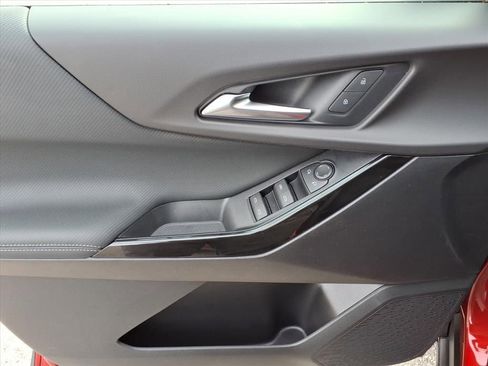 New 2026 Chevrolet Equinox LT w/ Safety and Technology Package image 9