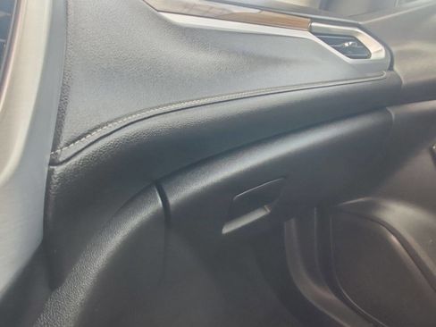 Used 2021 GMC Acadia SLE w/ Driver Convenience Package image 22