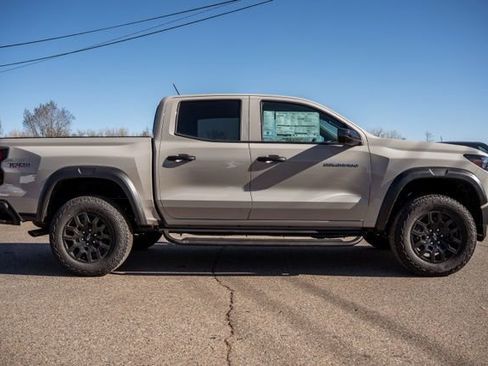 New 2026 Chevrolet Colorado Trail Boss AWD/4WD image 4
