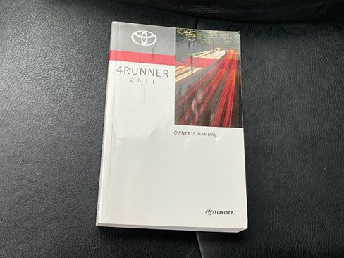 Used 2011 Toyota 4Runner SR5 w/ Premium Pkg w/Leather RWD image 33