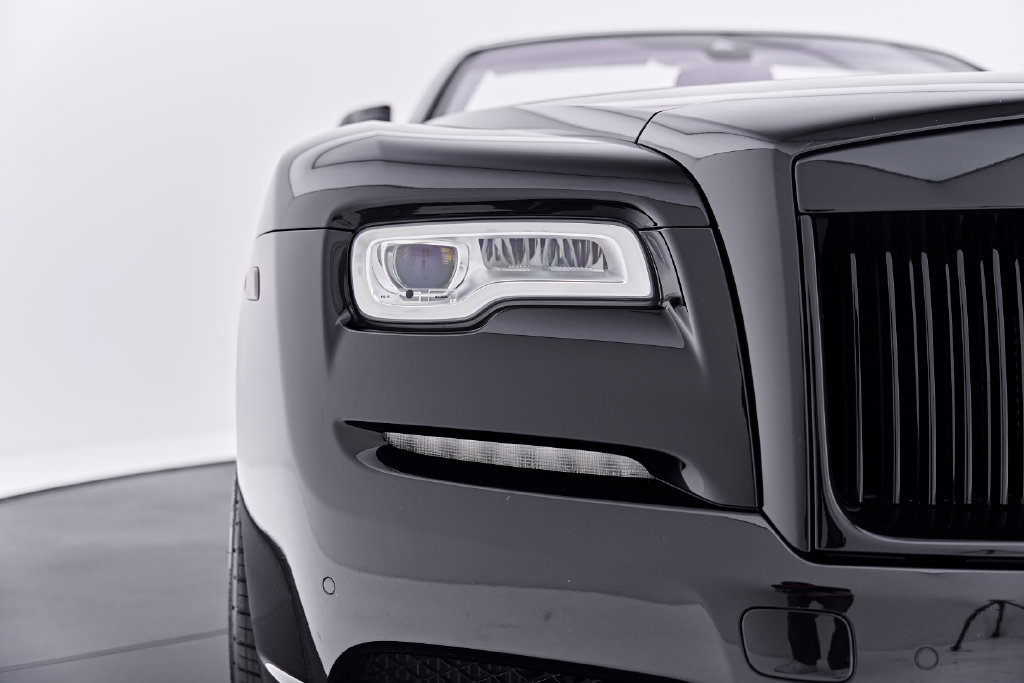 Used 2019 Rolls-Royce Dawn RWD image 25