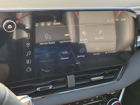 New 2026 Chevrolet Equinox RS w/ LPO, Floor Liner Package image 7