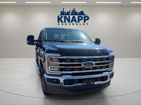 Used 2023 Ford F350 Lariat w/ FX4 Off-Road Package AWD/4WD image 2