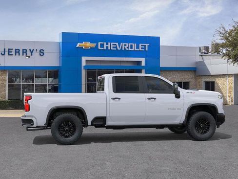 New 2026 Chevrolet Silverado 2500 ZR2 image 31