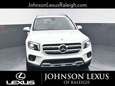 Used 2023 Mercedes-Benz GLB 250 image 4