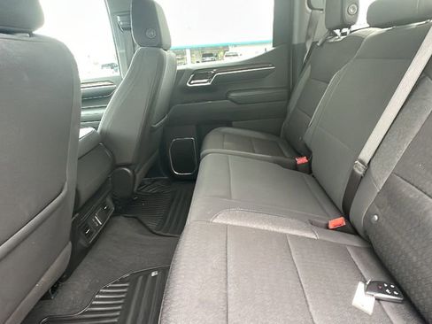 Used 2024 Chevrolet Silverado 1500 LT image 15