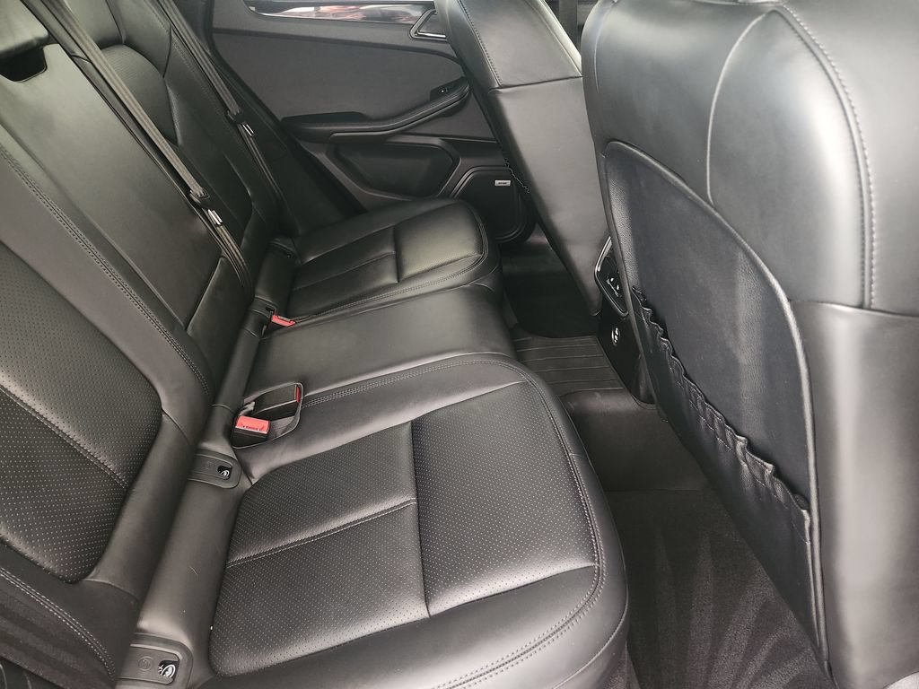 Used 2022 Porsche Macan AWD/4WD image 32