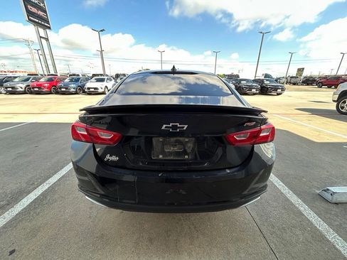 Used 2024 Chevrolet Malibu RS FWD image 3