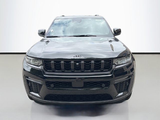 New 2026 Jeep Grand Cherokee Limited AWD/4WD image 3