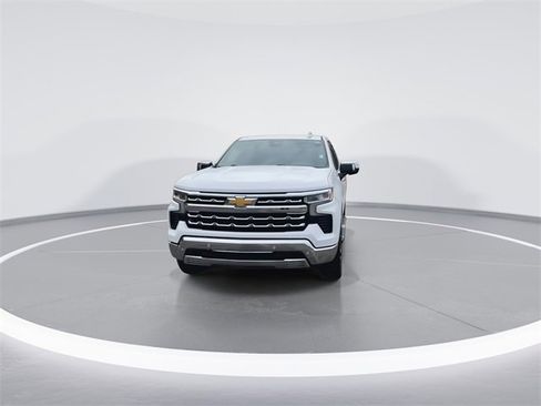Used 2023 Chevrolet Silverado 1500 LTZ image 4