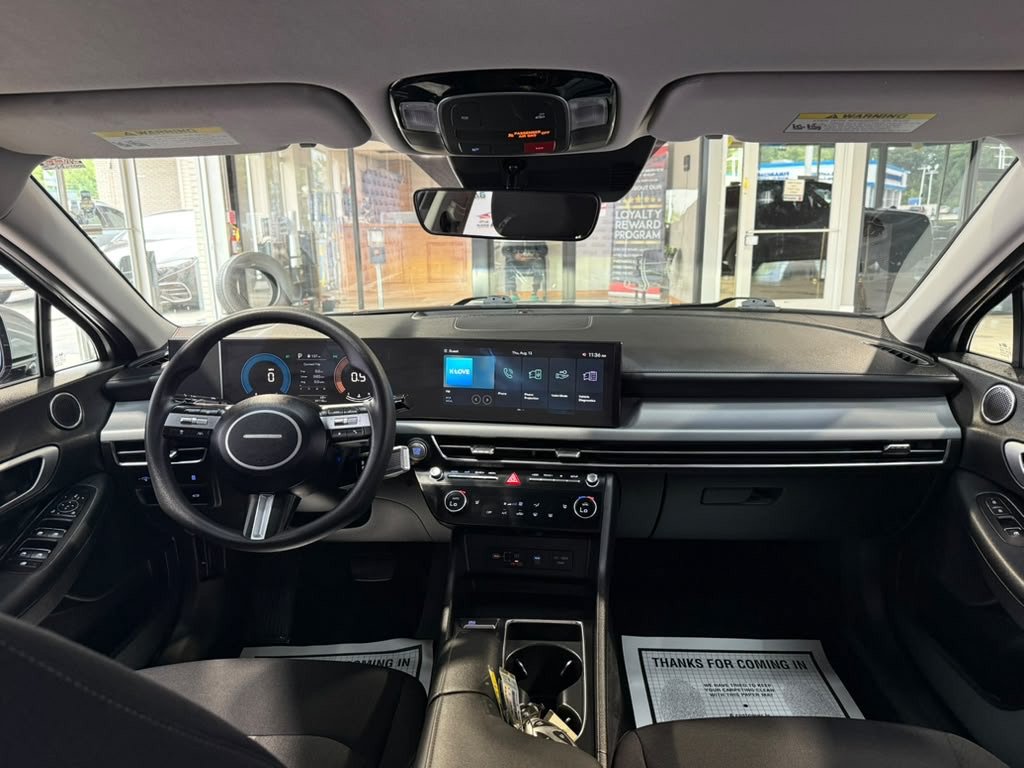 Used 2025 Hyundai Sonata SEL FWD image 22
