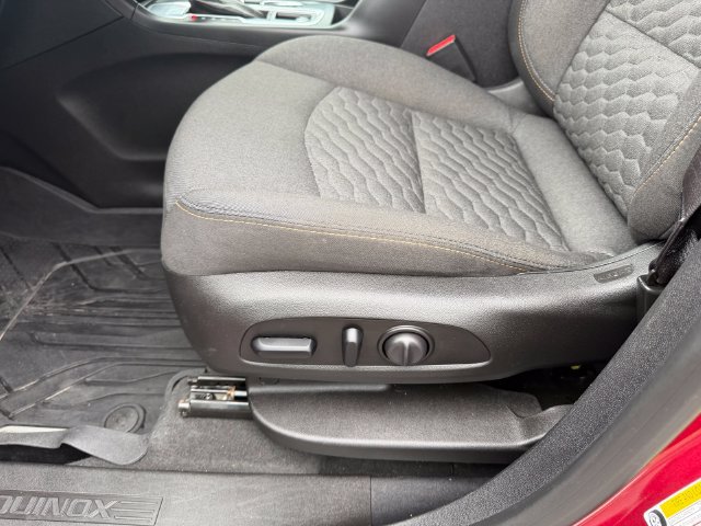 Used 2018 Chevrolet Equinox LT FWD image 21