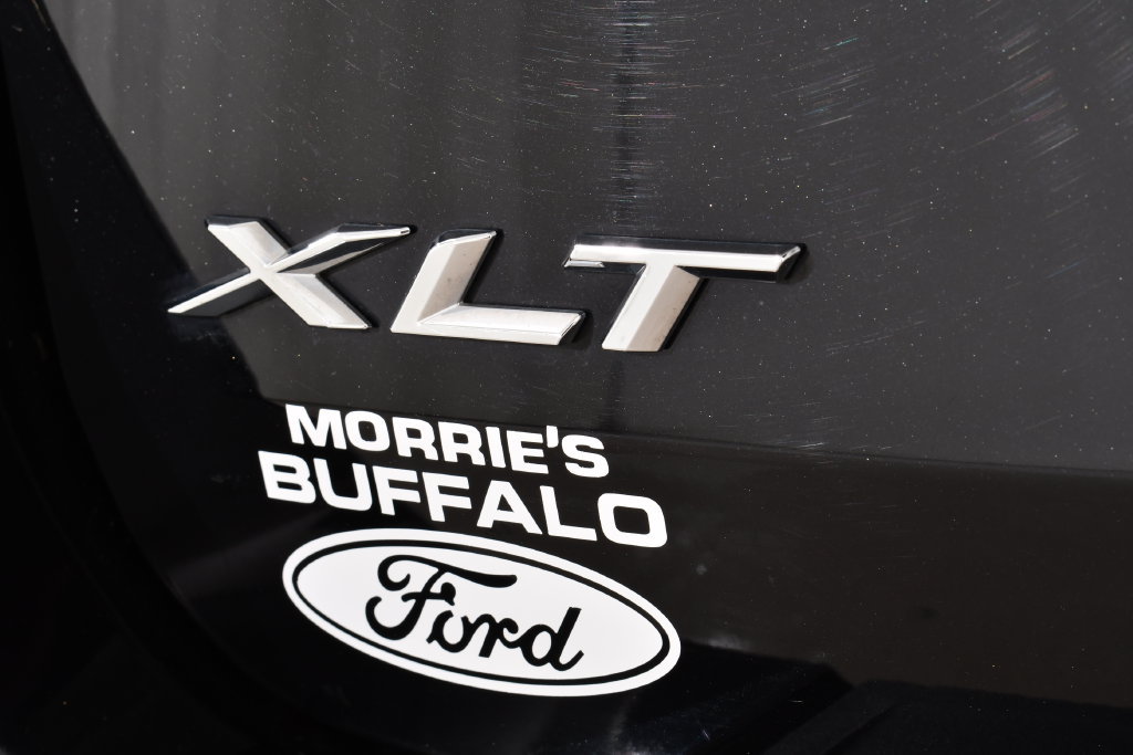 Used 2023 Ford Explorer XLT w/ Equipment Group 202A AWD/4WD image 23