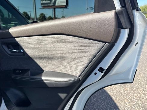 Used 2021 Nissan Rogue SV FWD image 22