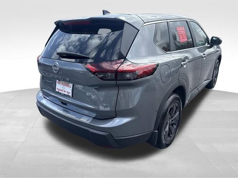 Used 2026 Nissan Rogue SV w/ Cold Weather Package image 6