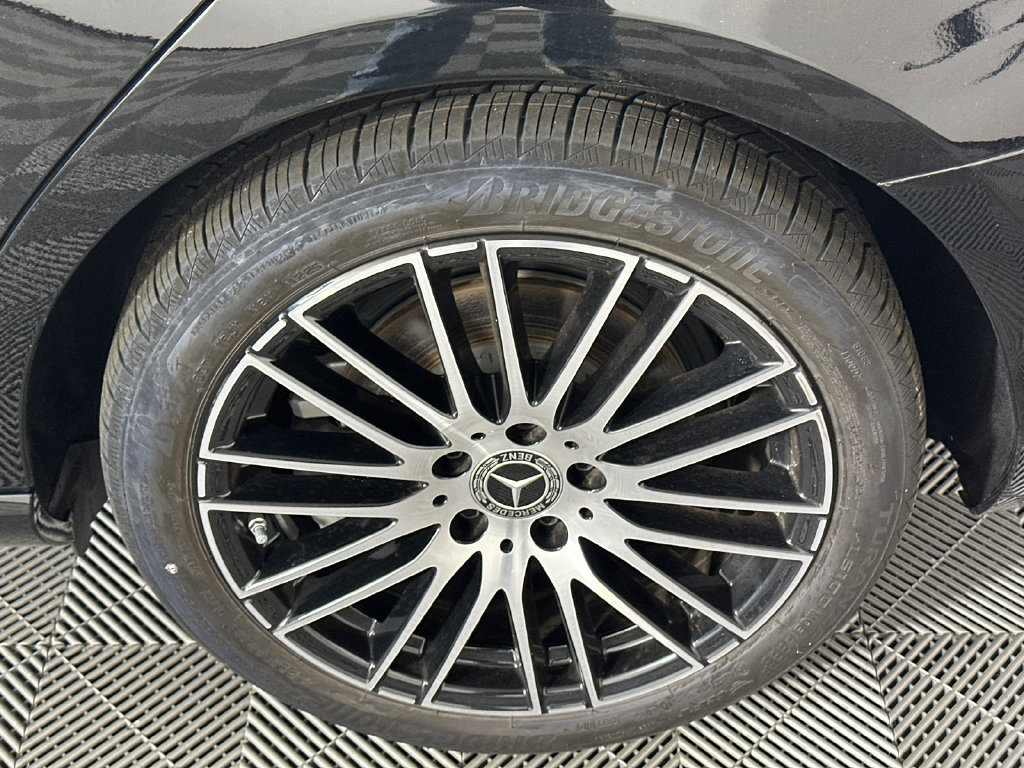 Used 2026 Mercedes-Benz C 300 Sedan image 10