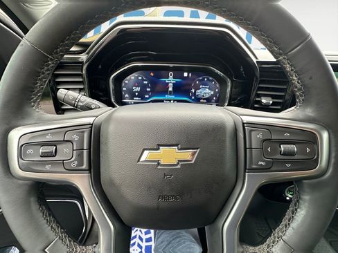 Used 2023 Chevrolet Silverado 1500 LT AWD/4WD image 20