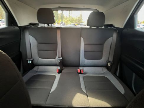 Used 2025 Chevrolet TrailBlazer LT image 34