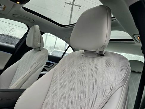 New 2026 Mercedes-Benz E 350 4MATIC Sedan image 19