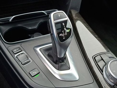 Used 2016 BMW 328i Gran Turismo xDrive image 18