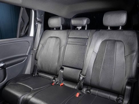 New 2026 Mercedes-Benz GLB 250 image 25