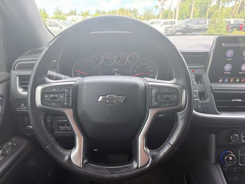 Used 2021 Chevrolet Tahoe Z71 w/ Z71 Signature Package AWD/4WD image 15