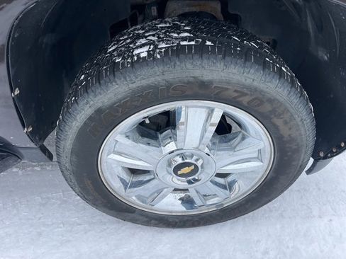 Used 2009 Chevrolet Suburban LTZ image 61