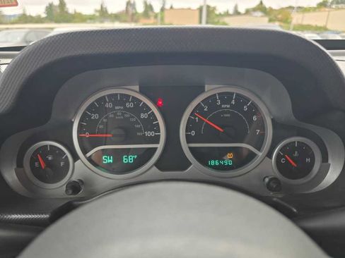 Used 2010 Jeep Wrangler Unlimited Sport w/ Trailer Tow Group AWD/4WD image 21