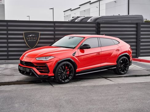 Used 2021 Lamborghini Urus image 6
