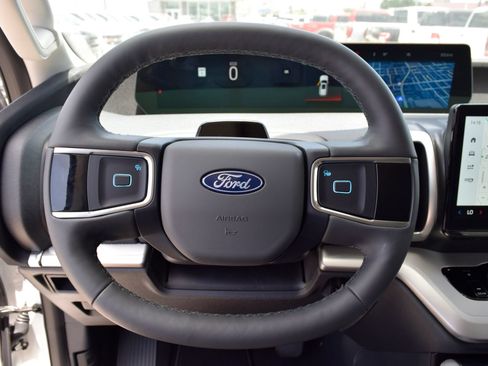 New 2026 Ford Expedition Max Active RWD image 6