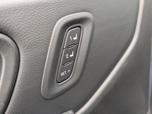 Used 2025 Honda Pilot Elite image 26