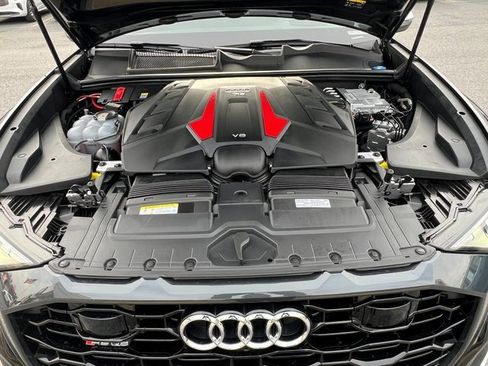 Certified 2024 Audi RS Q8 image 40